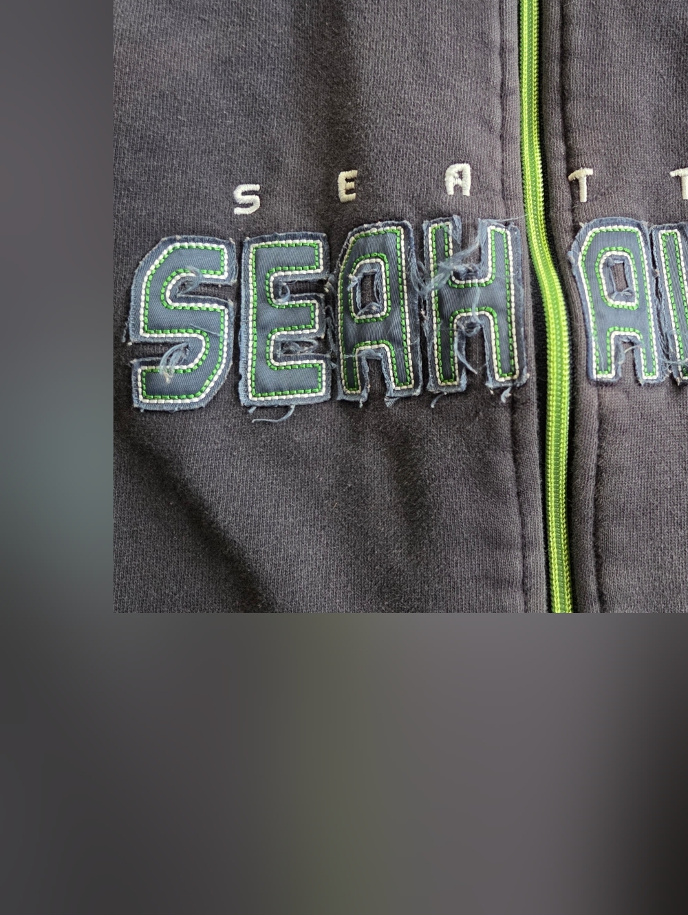 Vintage Reebok Navy and Green Seattle Seahawks Zip Hoodie - Picture 2 of 6